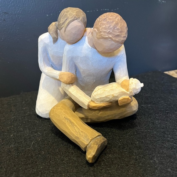 Vintage 2000 Willow Tree New Life Family Embrace Figurine - Brown and Cream - Picture 5 of 13